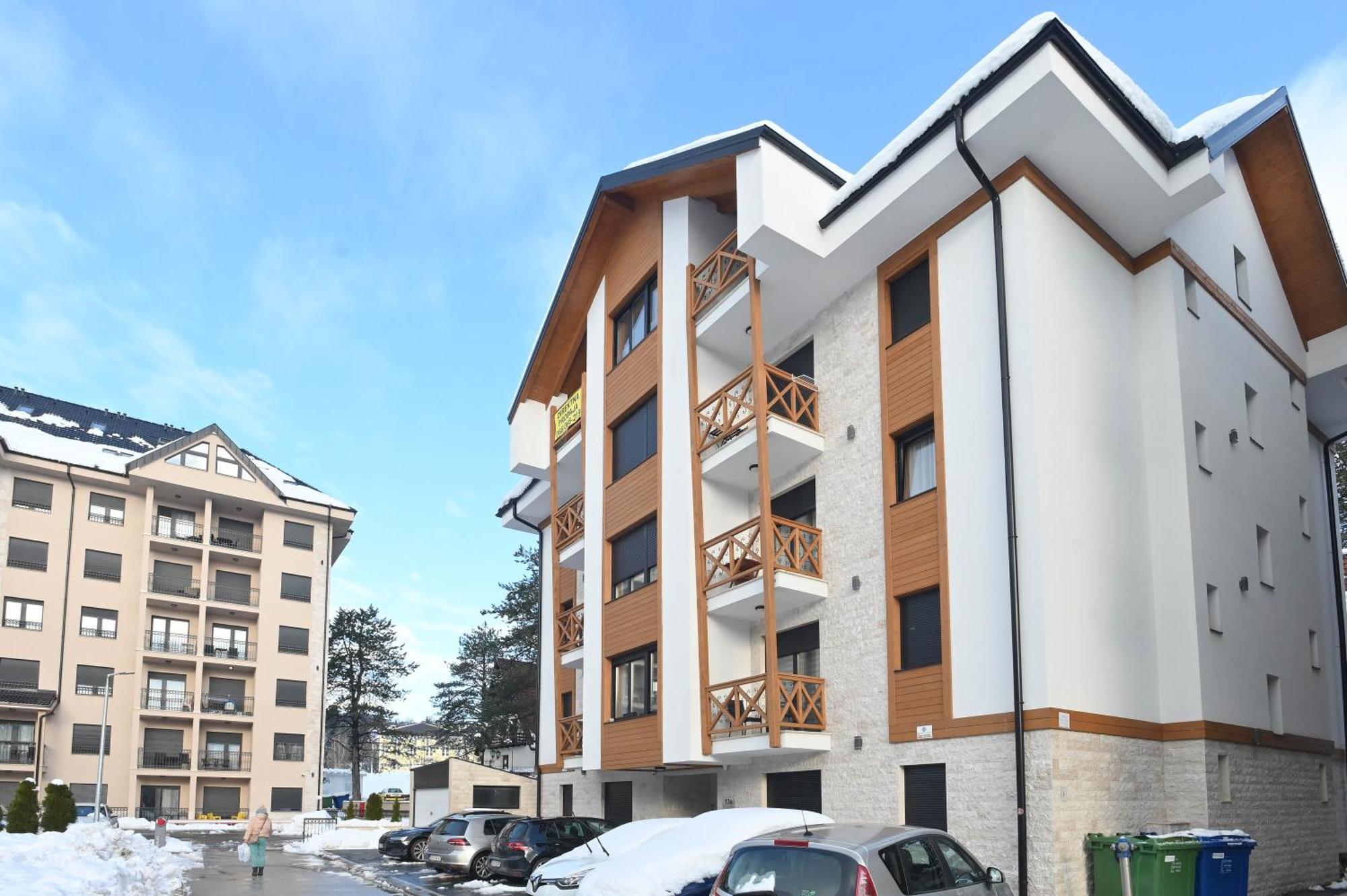 Apartment Andjela Jezero